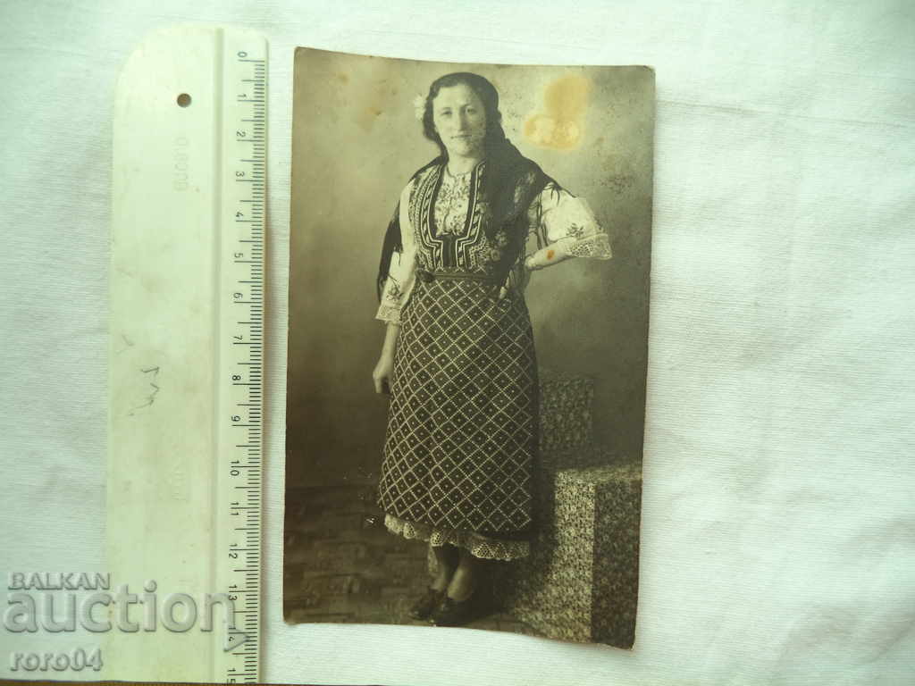 VELINGRAD COSTUME - ΧΩΡΙΟ LADZHENE με τιμή 17.99 BGN | € 9.20 VELINGRAD COSTUME - ΧΩΡΙΟ LADZHENE με τιμή 17.99 BGN | € 9.20