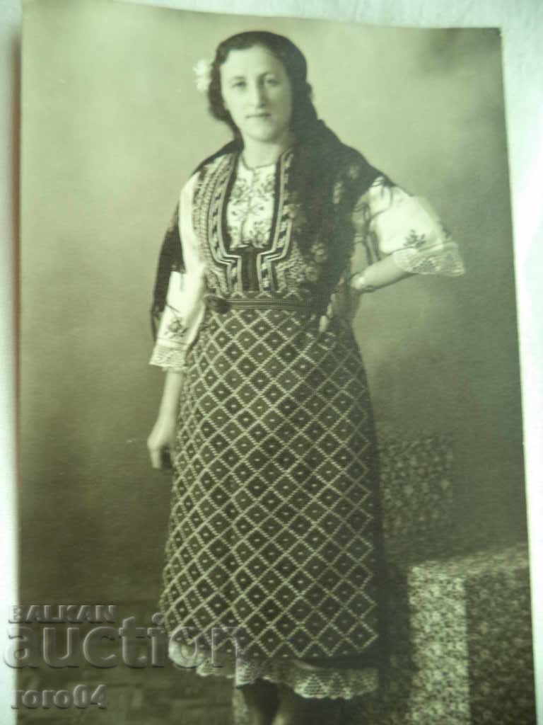 VELINGRAD COSTUME - VILLAGE LADZHENE - 7 VELINGRAD COSTUME - VILLAGE LADZHENE - 7