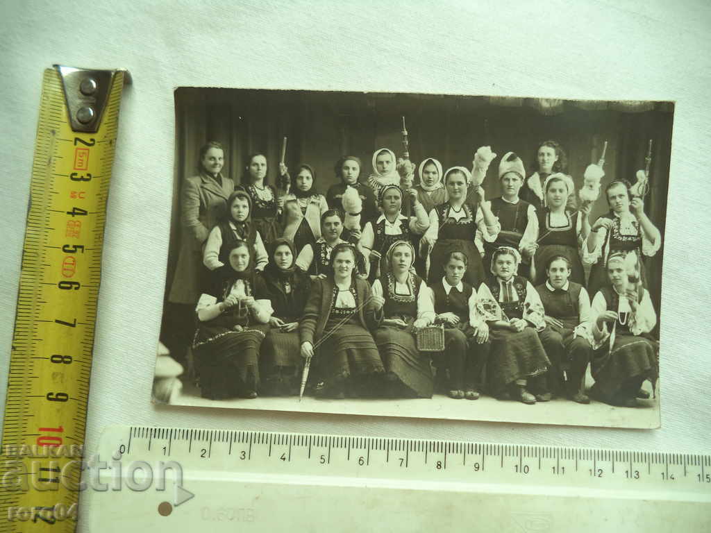 SAMOKOVSKI CARRIERS - HURKI - SPINDLES - 5 SAMOKOVSKI CARRIERS - HURKI - SPINDLES - 5