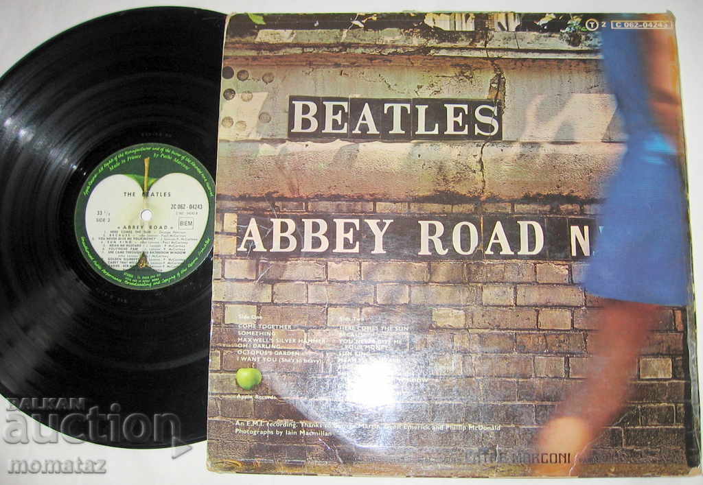 Delivery of The Beatles Abbey Road Apple record LP -2C062-04243 1969 FR Delivery of The Beatles Abbey Road Apple record LP -2C062-04243 1969 FR