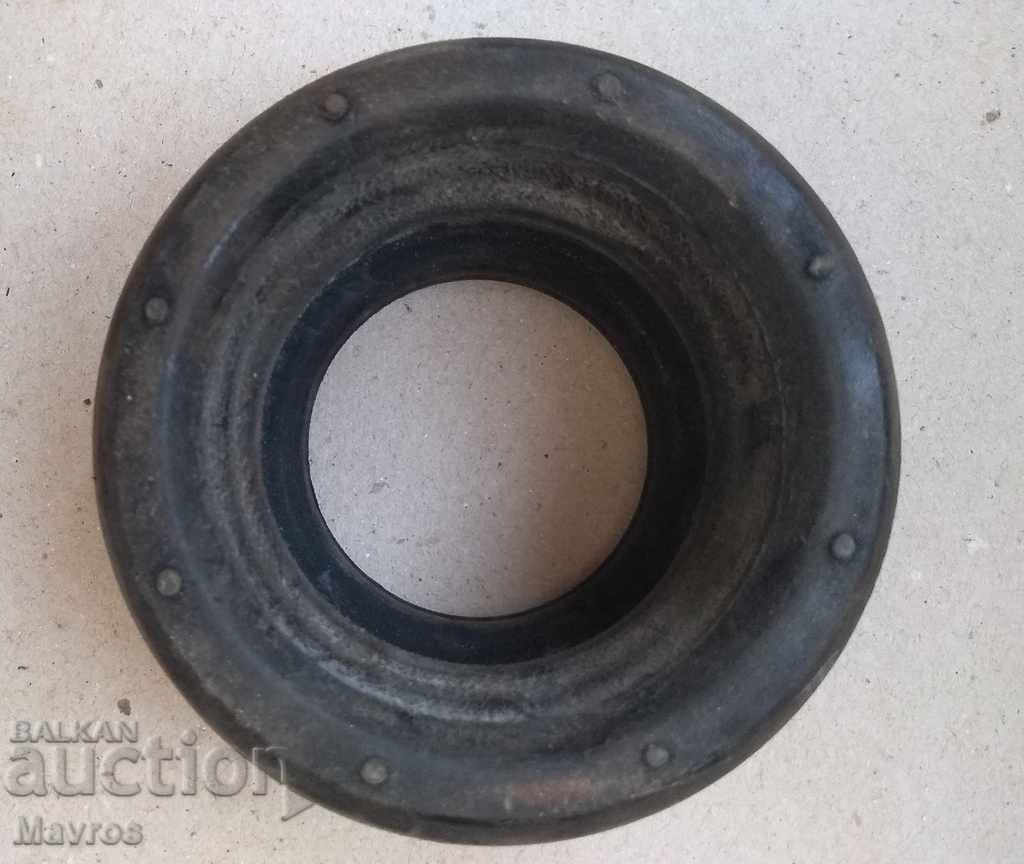 Auction Ford Orion 1.4 Ghia 1986 - muffler pads and shock absorber Auction Ford Orion 1.4 Ghia 1986 - muffler pads and shock absorber