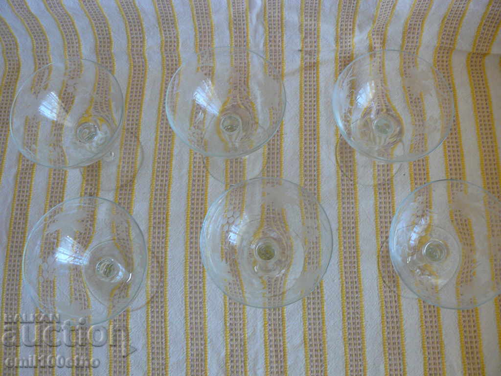 Set of 6 cocktail glasses engraved glass - 5 Set of 6 cocktail glasses engraved glass - 5