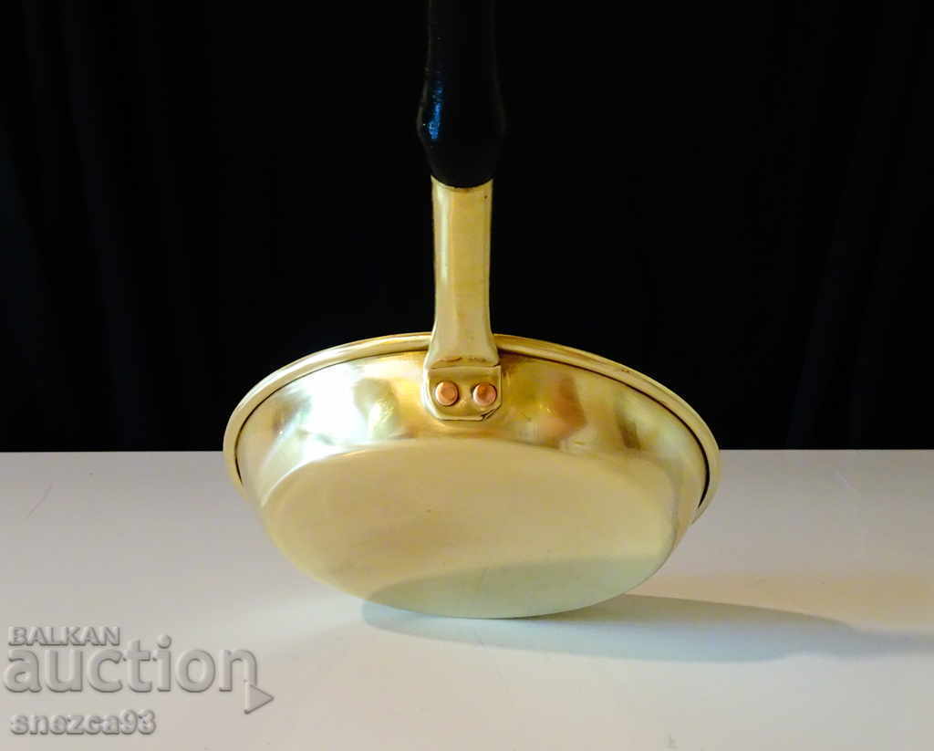 Delivery of German bronze pancake pan Delivery of German bronze pancake pan