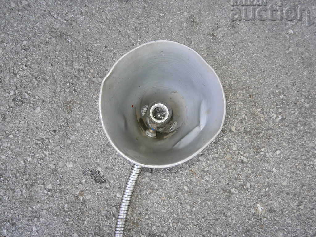 ΚΙΝΗΤΑ βιομηχανική λάμπα soc με τιμή 35.00 BGN | € 17.90 ΚΙΝΗΤΑ βιομηχανική λάμπα soc με τιμή 35.00 BGN | € 17.90