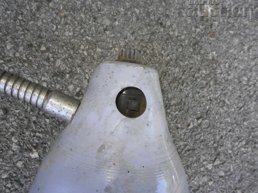 Παράδοση ΚΙΝΗΤΑ βιομηχανική λάμπα soc Παράδοση ΚΙΝΗΤΑ βιομηχανική λάμπα soc