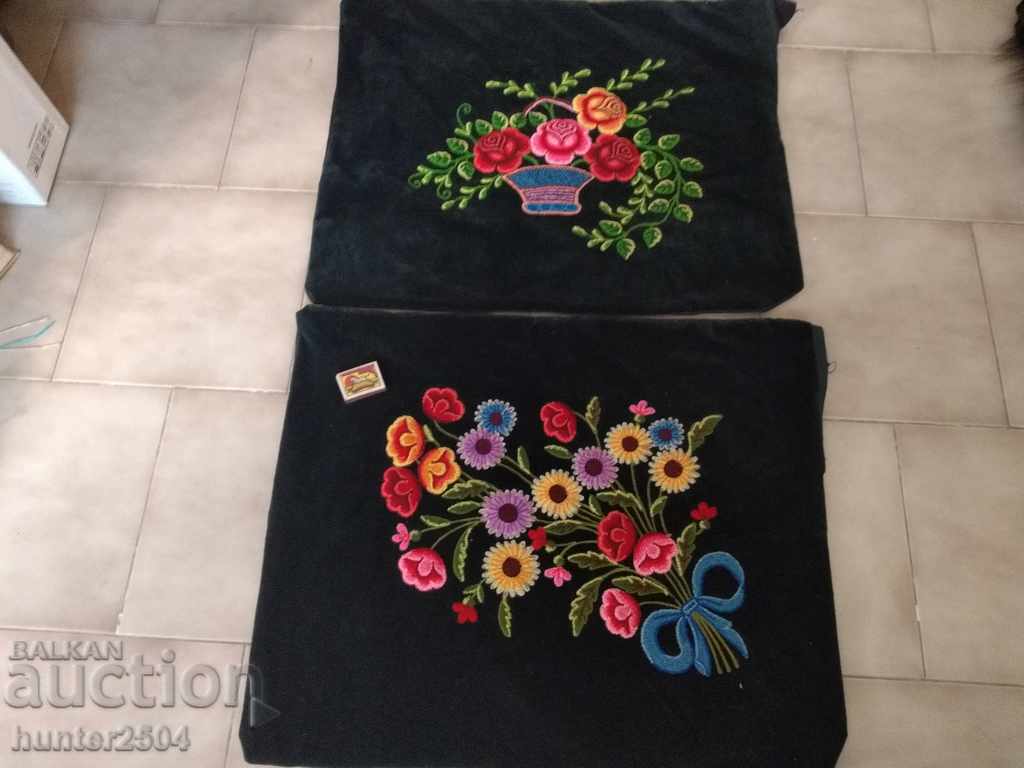 2 μαξιλάρια με πλάτη διαστ. 65x50εκ. βελούδο 2 μαξιλάρια με πλάτη διαστ. 65x50εκ. βελούδο