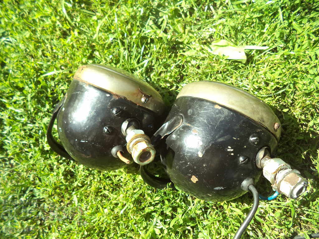 A PAIR OF OLD BULGARIAN HEADLIGHTS with price 47.00 BGN | € 24.03 A PAIR OF OLD BULGARIAN HEADLIGHTS with price 47.00 BGN | € 24.03