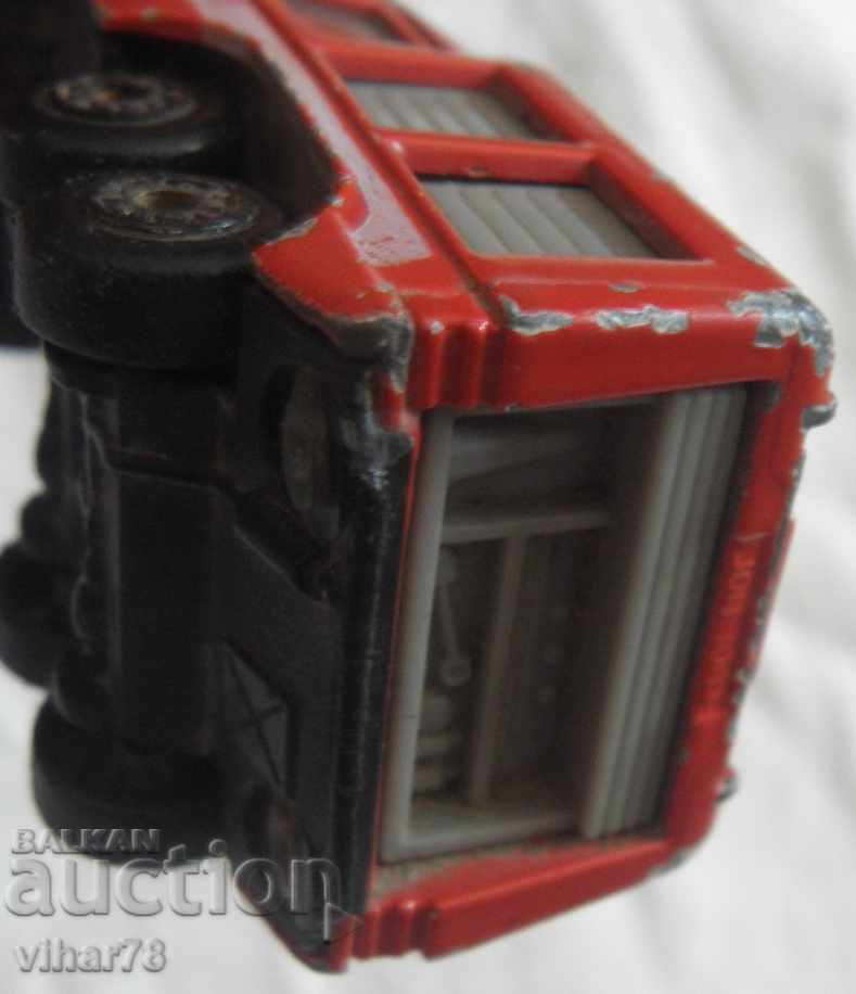 Auction Metal stroller Auction Metal stroller