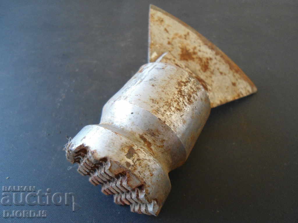 Δημοπρασία Παλιά μικρό τσεκούρι, τσεκούρι Δημοπρασία Παλιά μικρό τσεκούρι, τσεκούρι