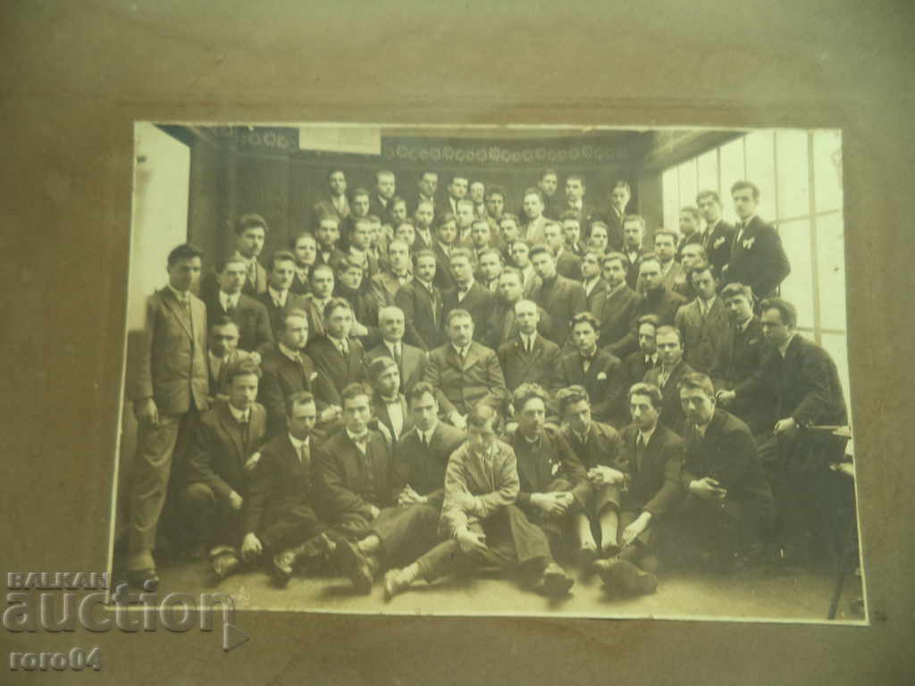 BIG OLD PHOTOGRAPHY - 6 BIG OLD PHOTOGRAPHY - 6