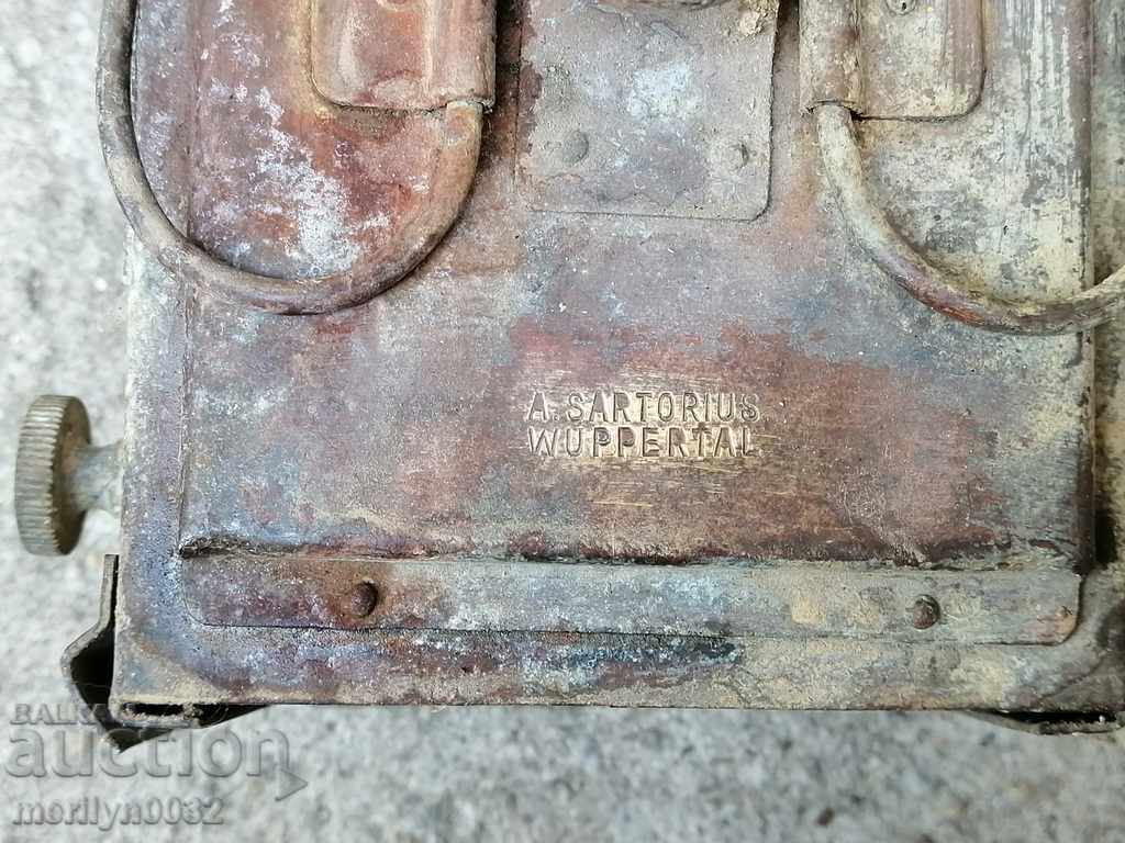 Auction Old army hand-portable brass lantern, lamp Auction Old army hand-portable brass lantern, lamp