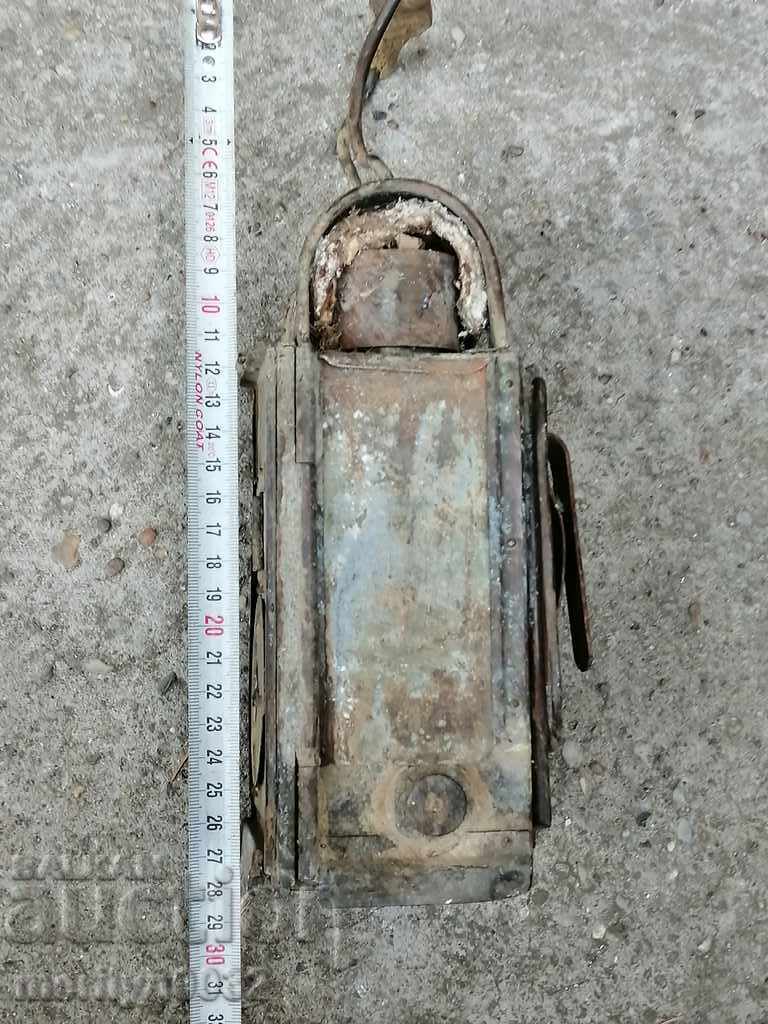 Old army hand-portable brass lantern, lamp - 5 Old army hand-portable brass lantern, lamp - 5