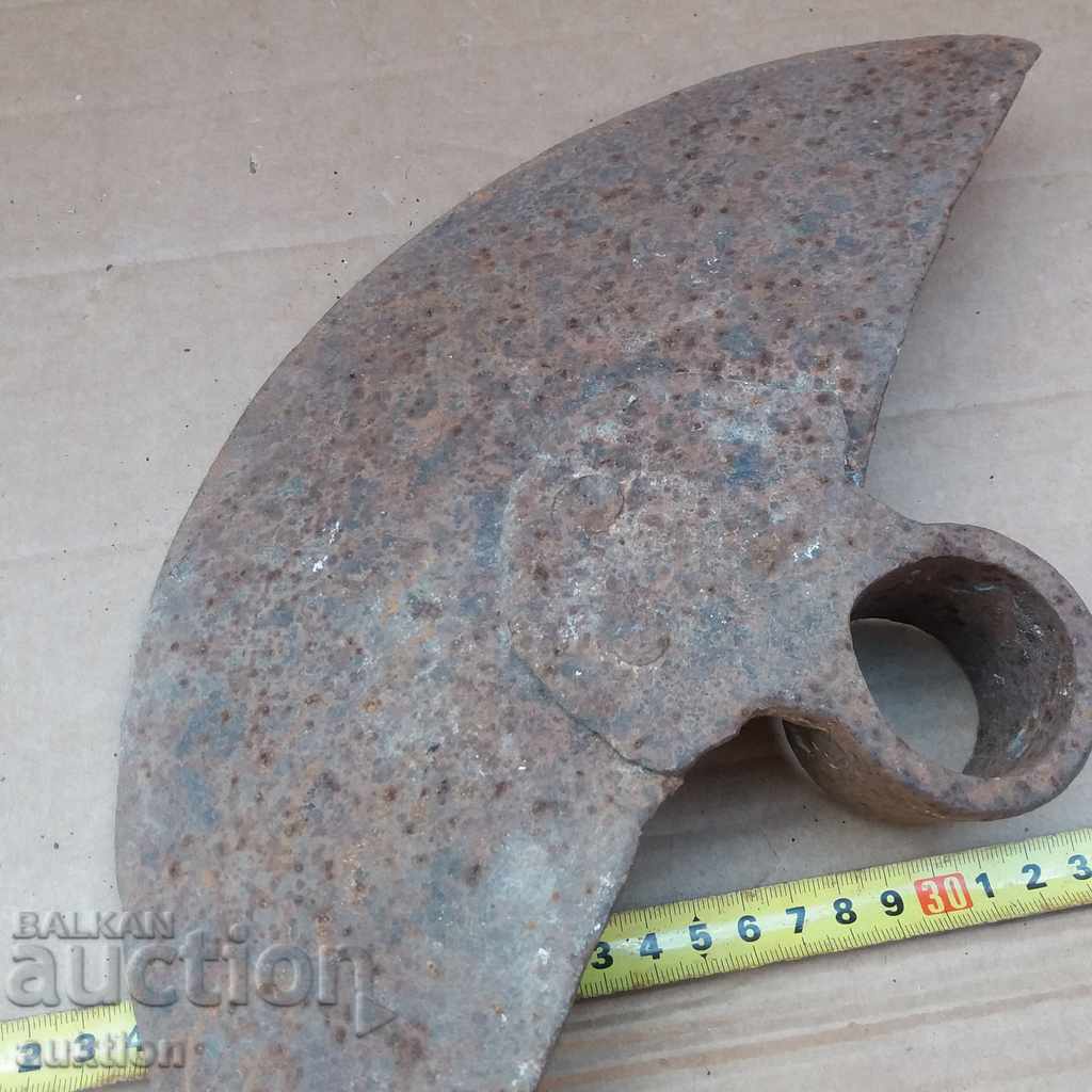 OLD SOLID FORGED RENAISSANCE HOE - HUGE - 6 OLD SOLID FORGED RENAISSANCE HOE - HUGE - 6