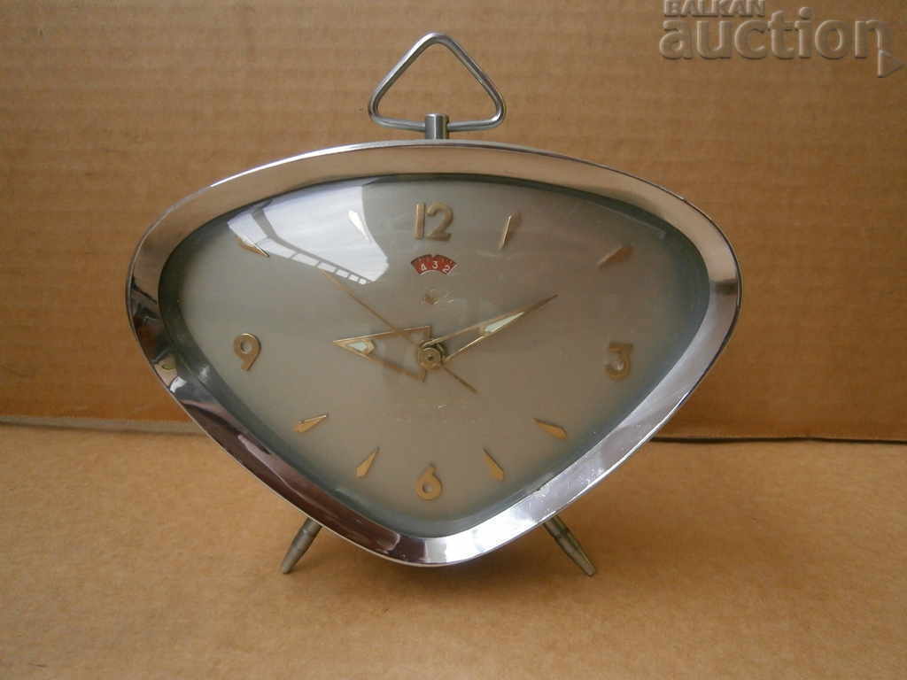 working alarm clock 70s MADE IN CHINA vintage retro with price 21.00 BGN | € 10.74 working alarm clock 70s MADE IN CHINA vintage retro with price 21.00 BGN | € 10.74