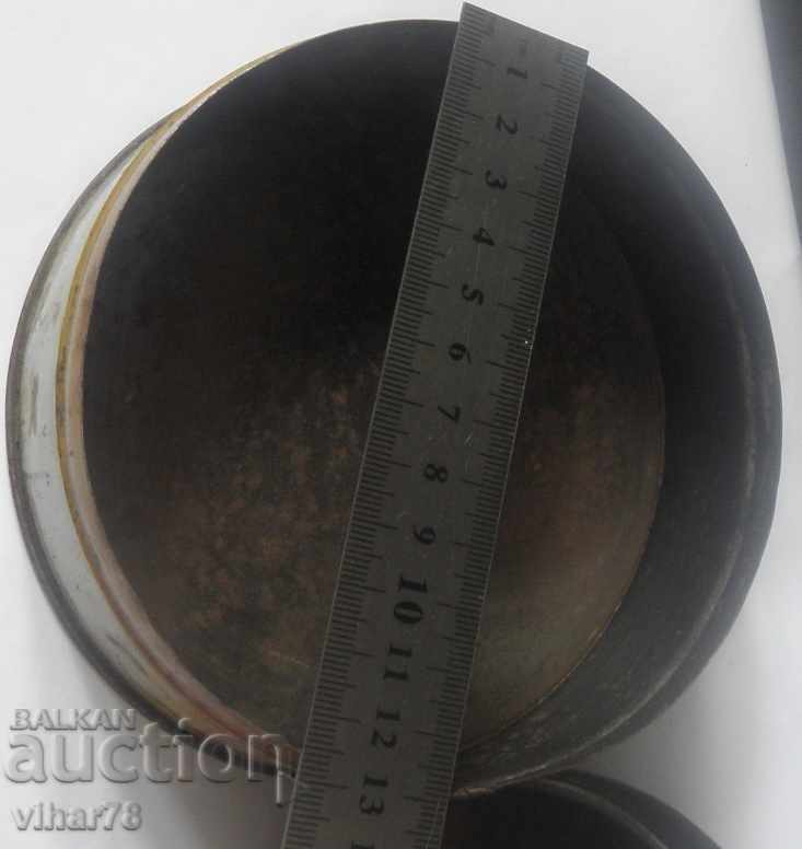 Licitație cutie veche de Imalin Licitație cutie veche de Imalin