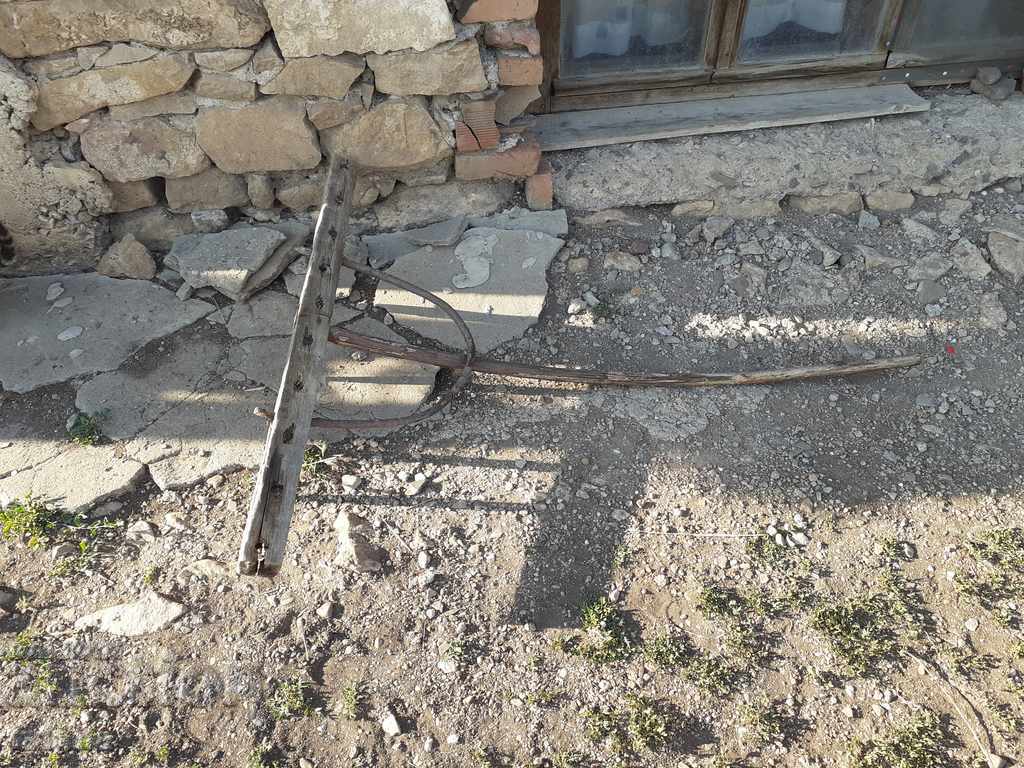 Delivery of Ancient paddle Delivery of Ancient paddle