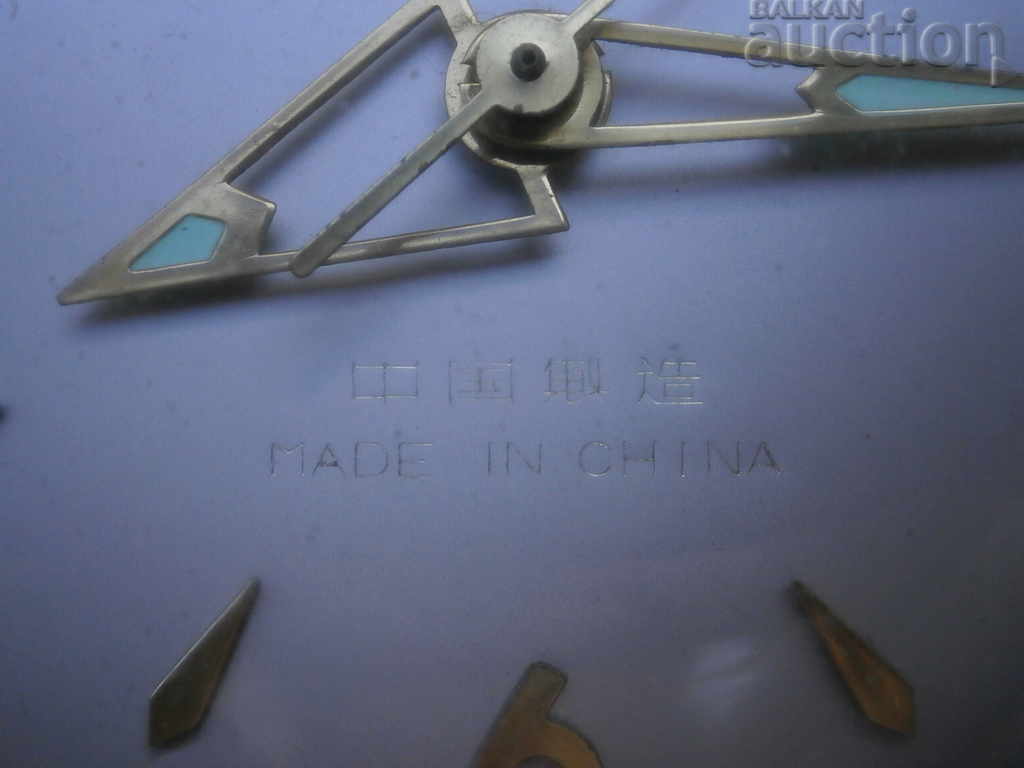 работещ будилник 70 те MADE IN CHINA винтидж ретро - 7 работещ будилник 70 те MADE IN CHINA винтидж ретро - 7