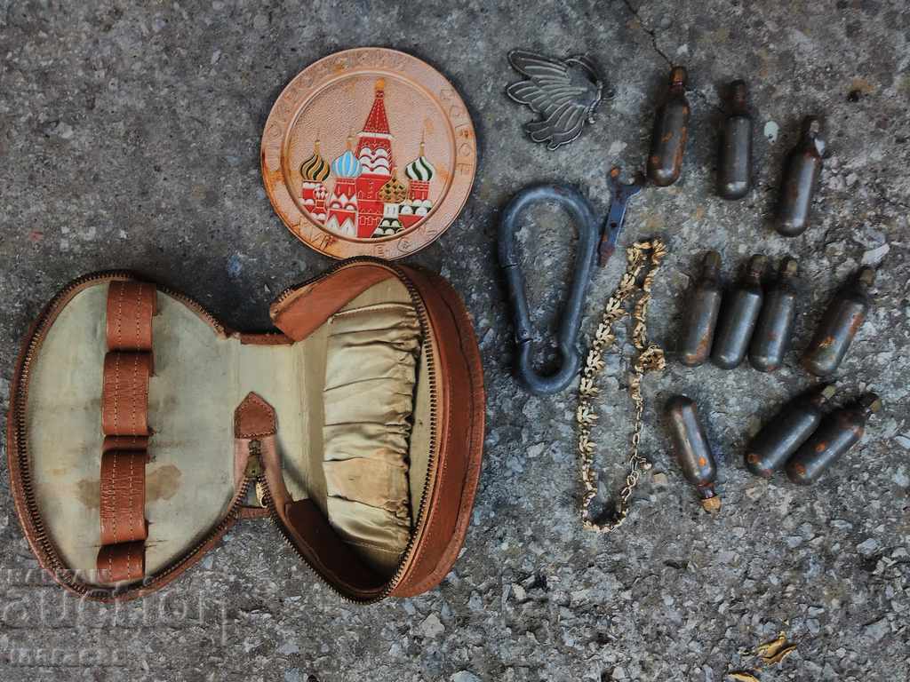 Lot of old items Lot of old items