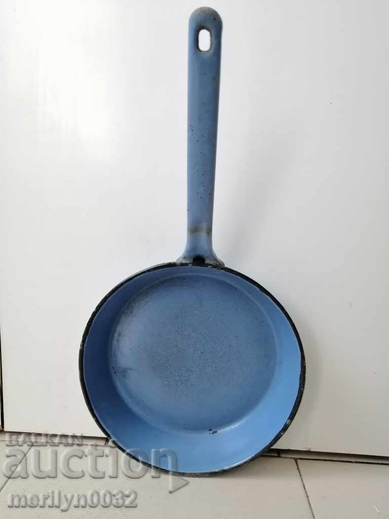 Auction Enameled pan, pan LGB early social Auction Enameled pan, pan LGB early social