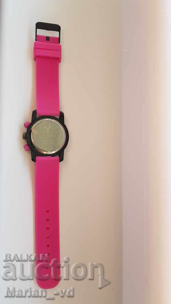 Ladies watch Neptune with price 20.00 BGN | € 10.23 Ladies watch Neptune with price 20.00 BGN | € 10.23