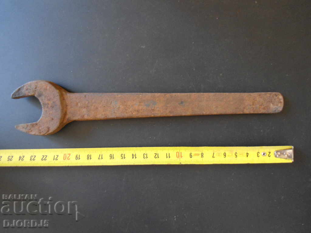 Old key with price 1.00 BGN | € 0.51