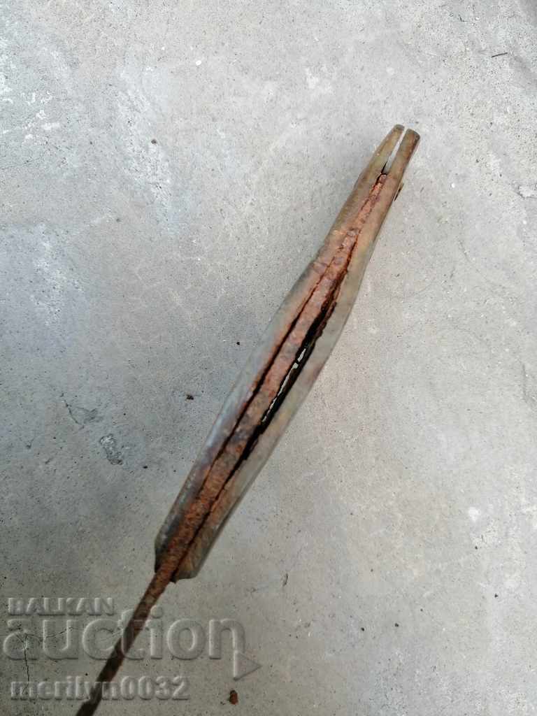 Old knife without guard, blade - 7 Old knife without guard, blade - 7