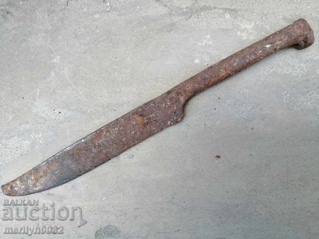 Old hand-forged knife without chereni karakulak shepherd's blade with price 99.00 BGN | € 50.62 Old hand-forged knife without chereni karakulak shepherd's blade with price 99.00 BGN | € 50.62