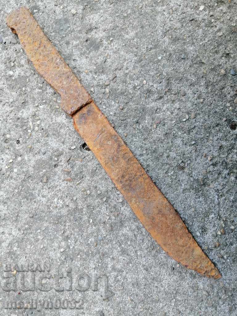 Delivery of Old knife without guard, iron handle and blade Delivery of Old knife without guard, iron handle and blade