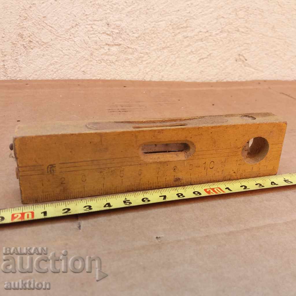 OLD LEVEL - WOODEN ROYAL TIME with price 2.29 BGN | € 1.17 OLD LEVEL - WOODEN ROYAL TIME with price 2.29 BGN | € 1.17