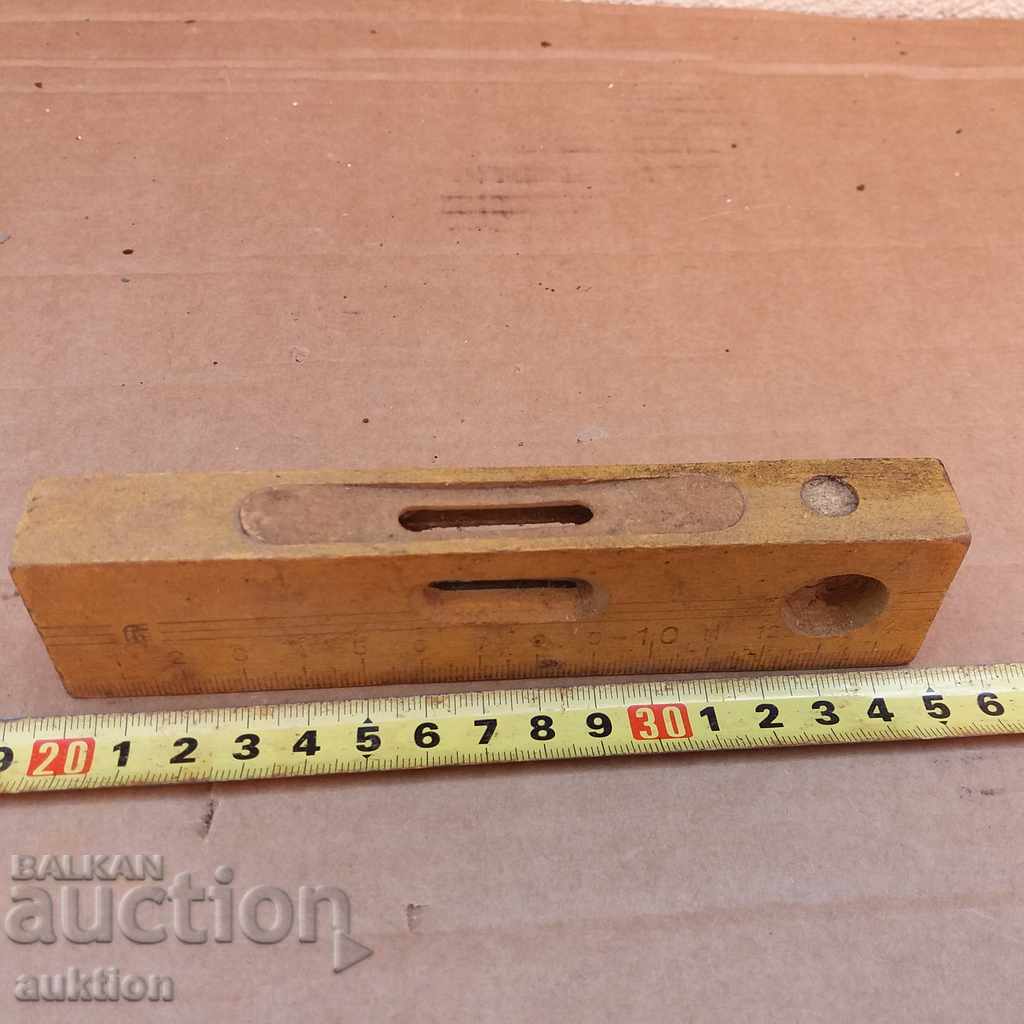 Auction OLD LEVEL - WOODEN ROYAL TIME Auction OLD LEVEL - WOODEN ROYAL TIME