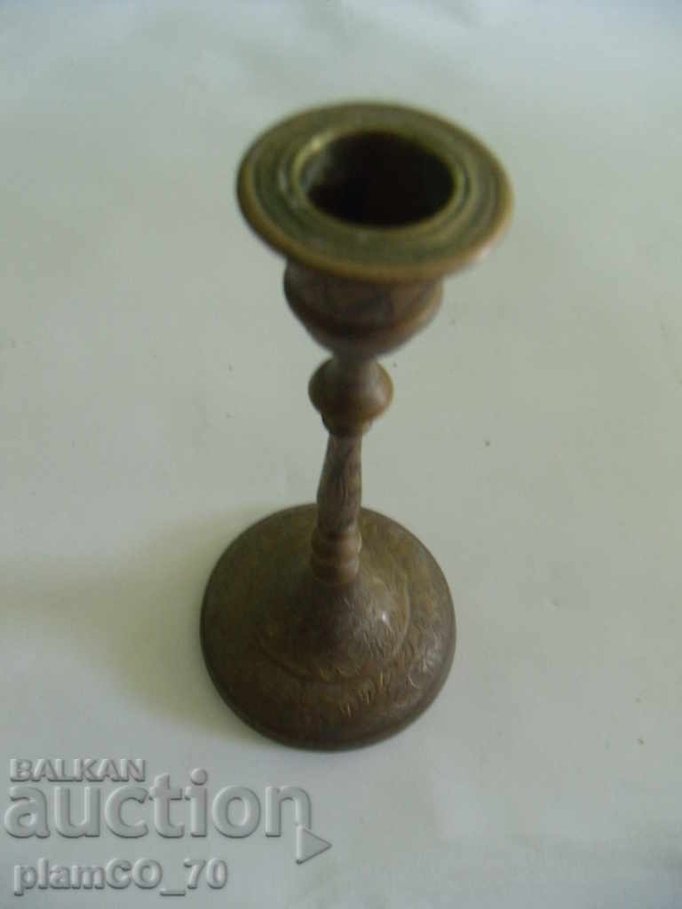 № * 4413 old metal / brass candlestick