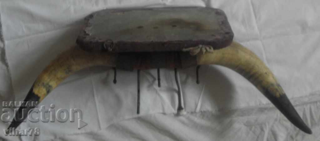 OLD RETRO HOOK FROM A BUFFALON HORN - 5 OLD RETRO HOOK FROM A BUFFALON HORN - 5