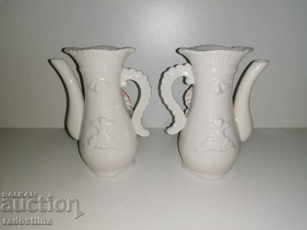 New Porcelain vases Casa nova 2 pcs. Porcelain vase with price 25.00 BGN | € 12.78 New Porcelain vases Casa nova 2 pcs. Porcelain vase with price 25.00 BGN | € 12.78