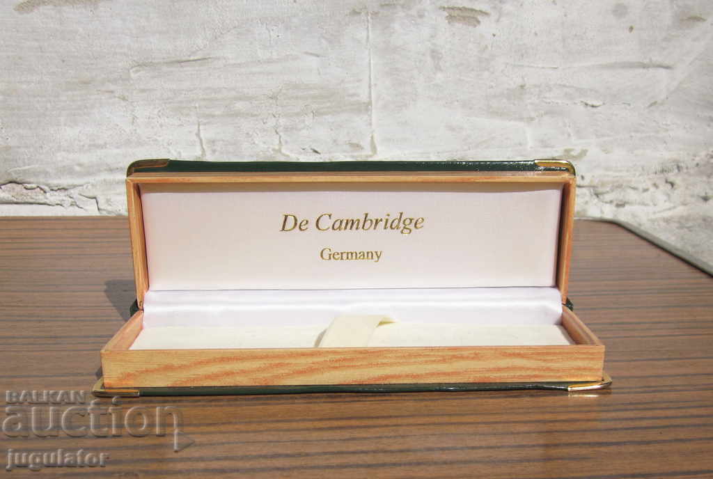 old empty pen box De Cambridge Germany