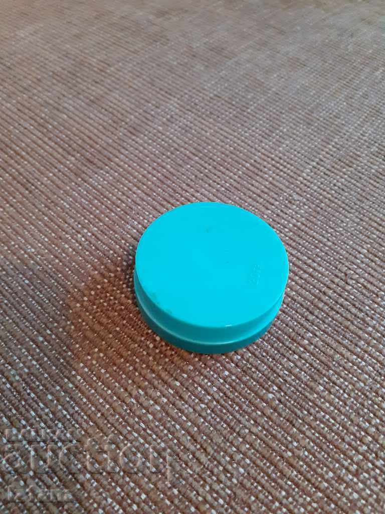 Auction  An old box of air rifle bullets