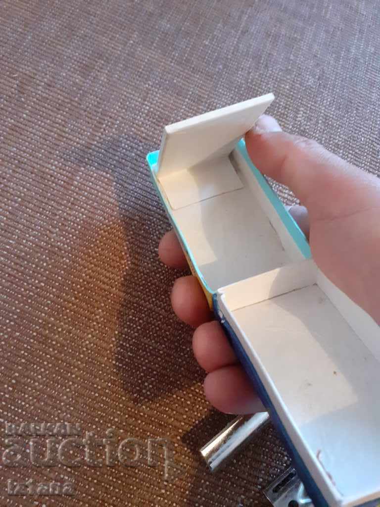 Old Flying Figeon razor - 6 Old Flying Figeon razor - 6