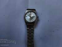 Women's wristwatch