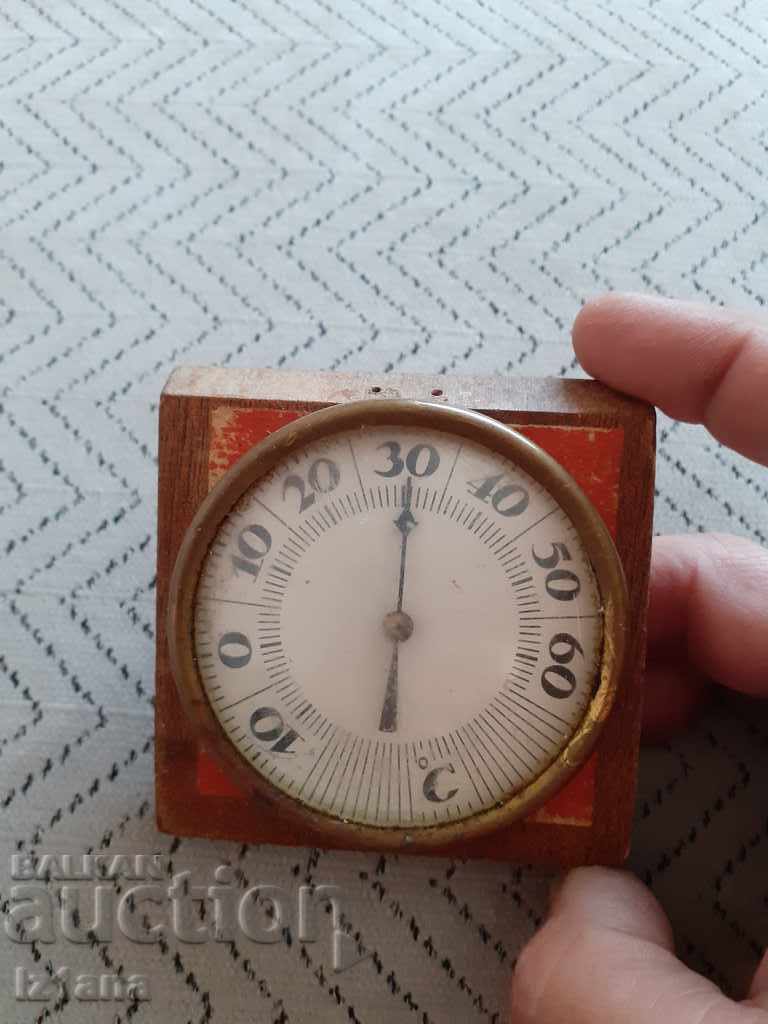 Old mechanical thermometer with price 12.00 BGN | € 6.14 Old mechanical thermometer with price 12.00 BGN | € 6.14