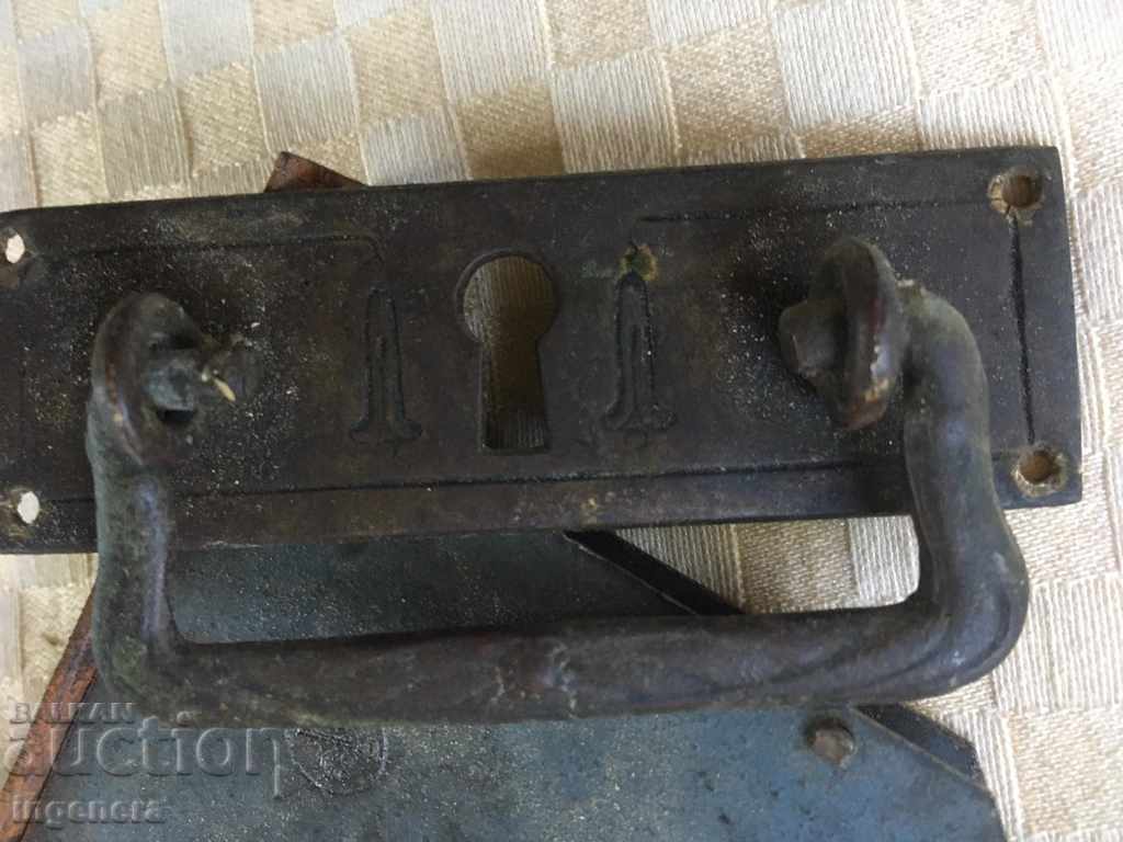 ANTIQUE FURNITURE LOCK with price 11.00 BGN | € 5.62 ANTIQUE FURNITURE LOCK with price 11.00 BGN | € 5.62