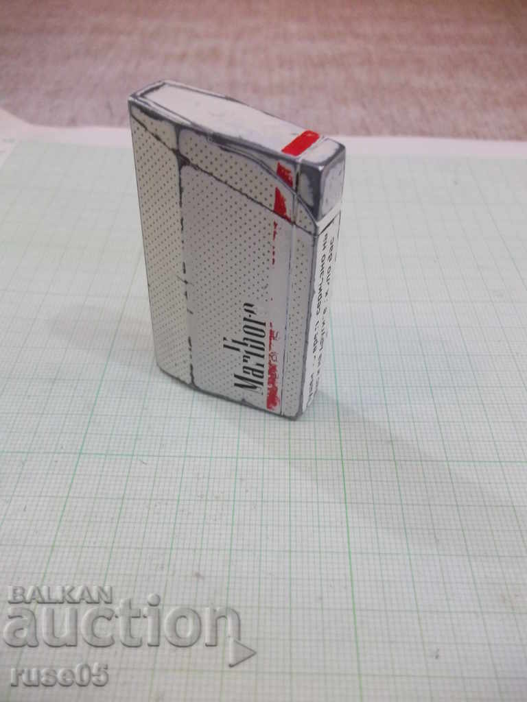 Marlboro piezocrystal lighter with soft flame working - 6 Marlboro piezocrystal lighter with soft flame working - 6