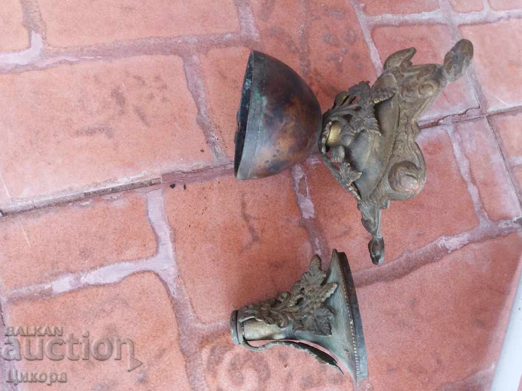 Auction OLD BRONZE CANDLESTICK CANDILLO Auction OLD BRONZE CANDLESTICK CANDILLO