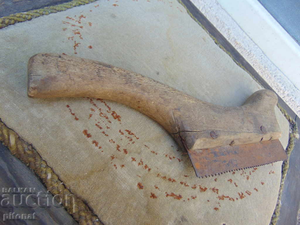 Δημοπρασία Εργαλείο πριονιού πολύ παλιού ξυλουργού