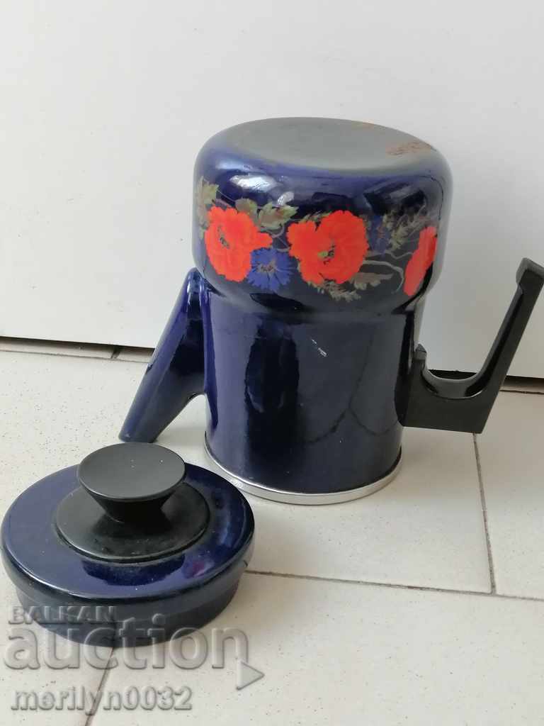 Old enameled teapot, coffee maker, kettle - 7 Old enameled teapot, coffee maker, kettle - 7