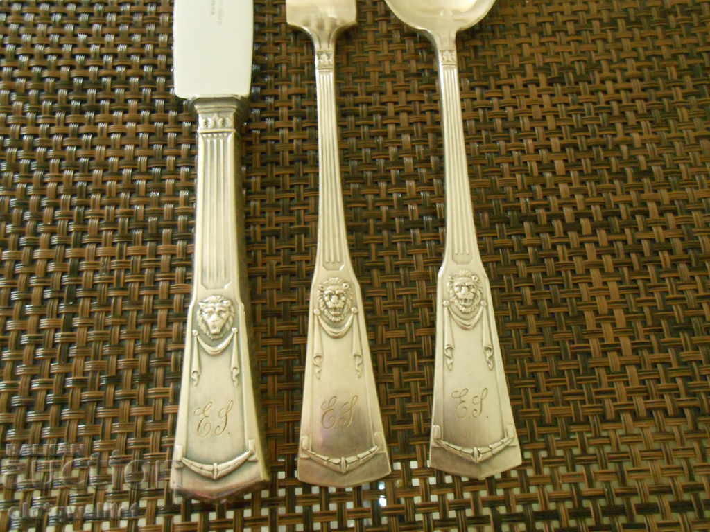 Original UTENSILS, 18 pieces silver plated, Germany, with LION with price 997.00 BGN | € 509.76 Original UTENSILS, 18 pieces silver plated, Germany, with LION with price 997.00 BGN | € 509.76