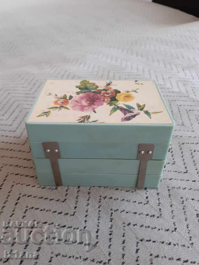 Old children's souvenir box for accessories