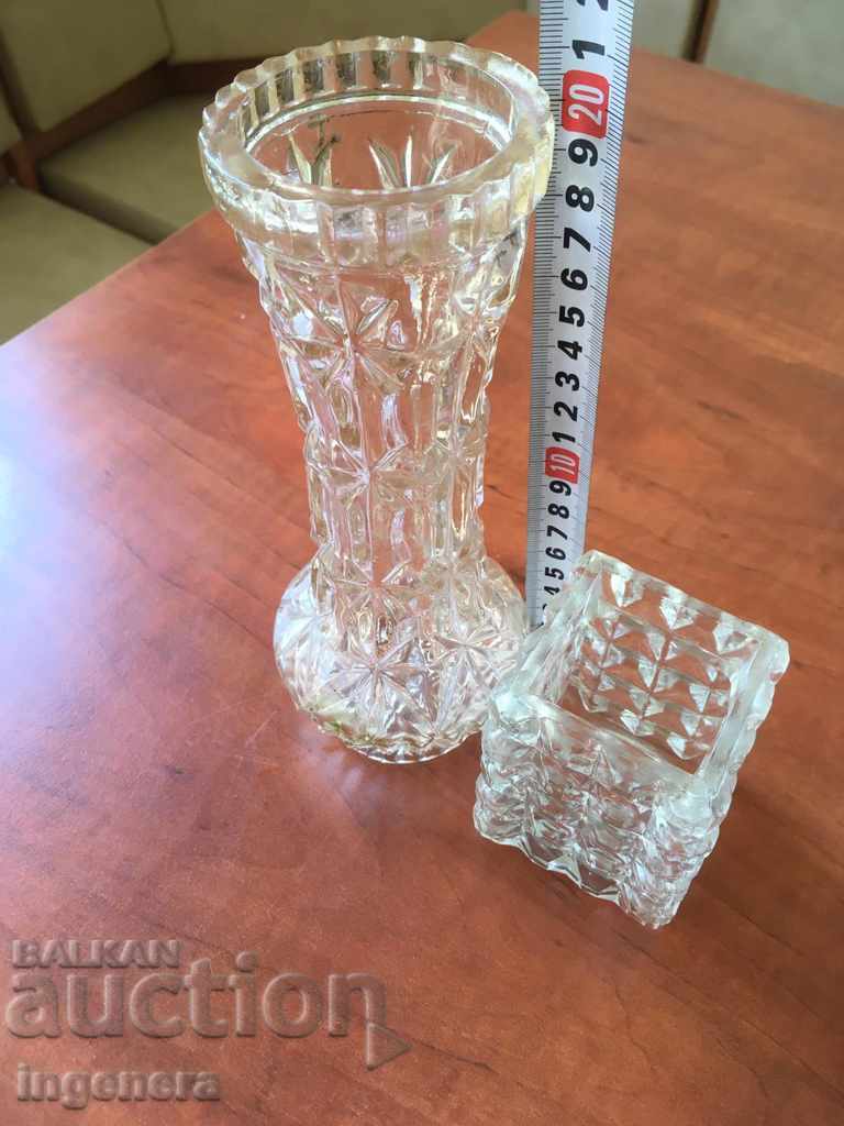 VASE THICK RELIEF GLASS FROM SOCA-2 PCS
