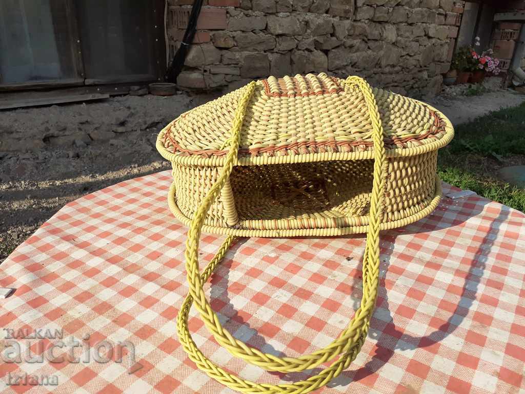 Auction Old knit bag Auction Old knit bag