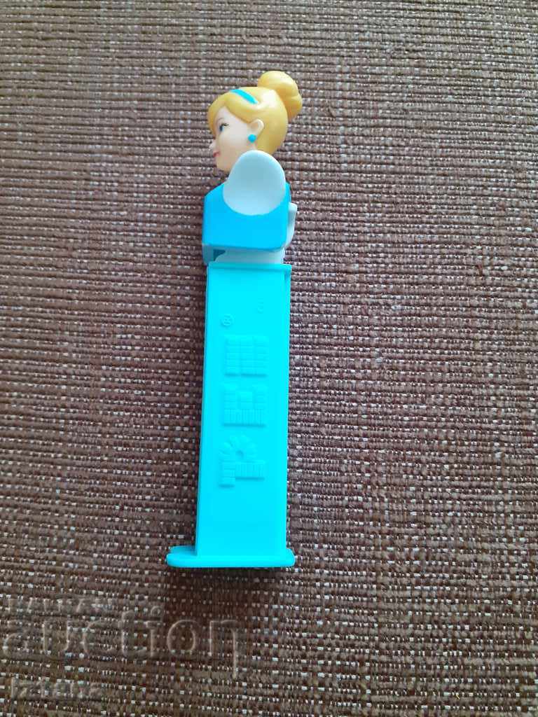 Δημοπρασία Κομμάτι της καραμέλας PEZ Δημοπρασία Κομμάτι της καραμέλας PEZ