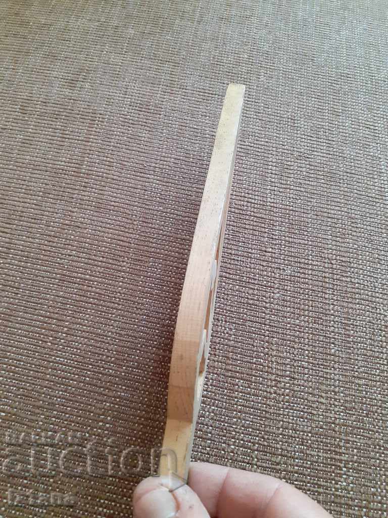 Auction Old flag tip Auction Old flag tip