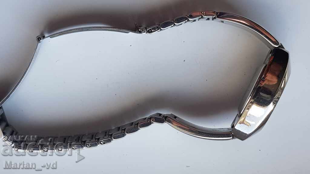 Quartz wristwatch guess - 6 Quartz wristwatch guess - 6